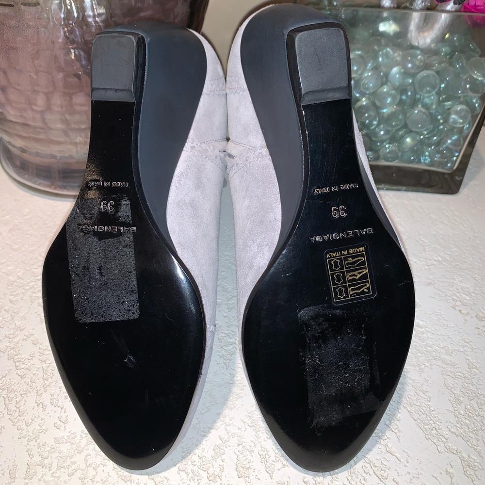 BALENCIAGA Gray Suede Booties - Picture 7 of 13